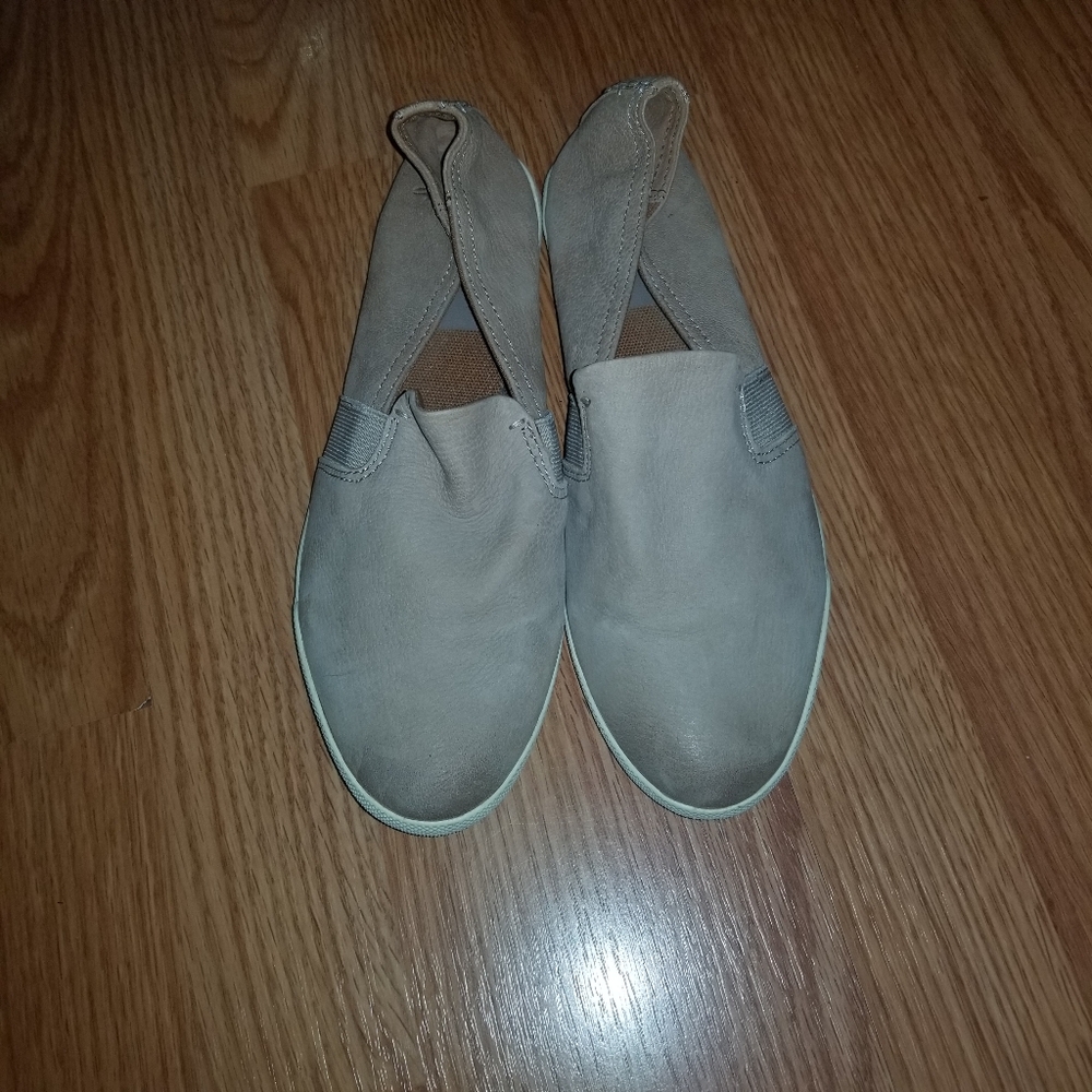 Frye Lisa Taupe Leather Slip On Low Top Sneakers